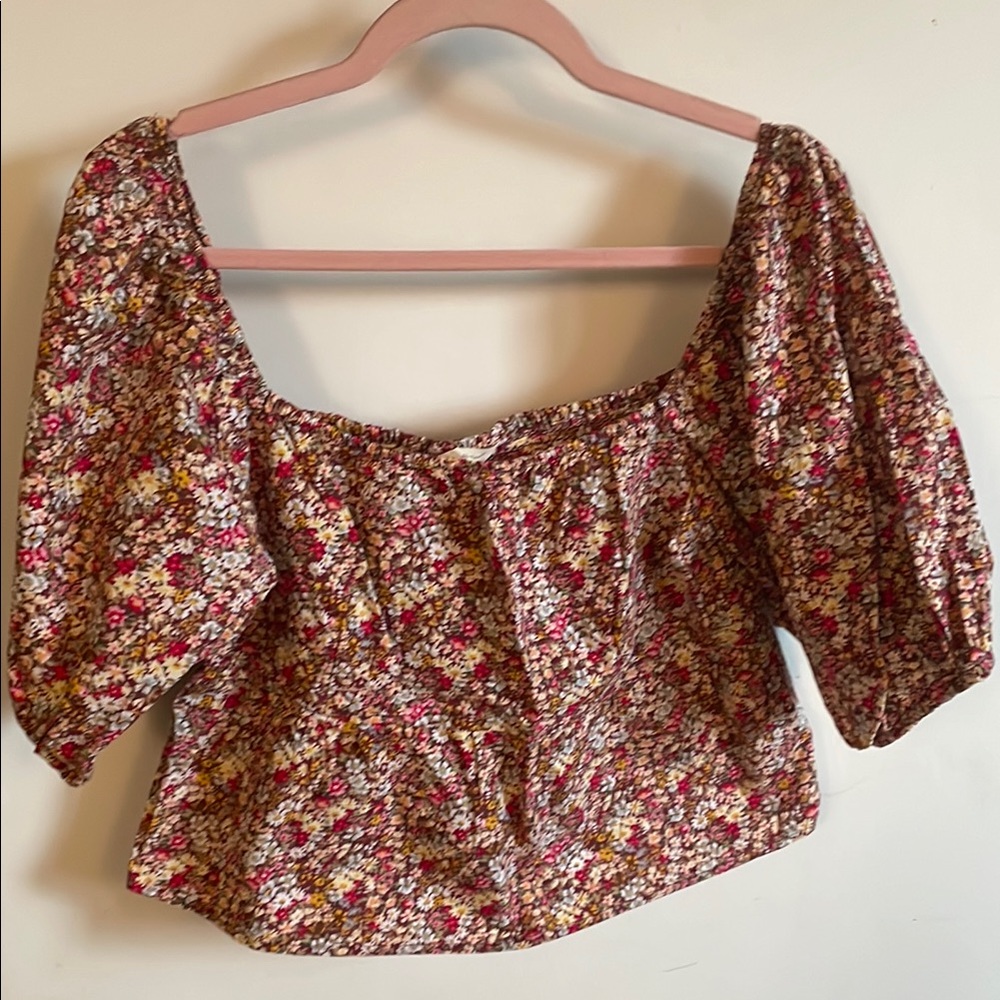 Floral Puff Sleeve Top